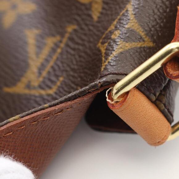 LOUIS VUITTON Brown Monogram Leather Shoulder Bag - Picture 7 of 9